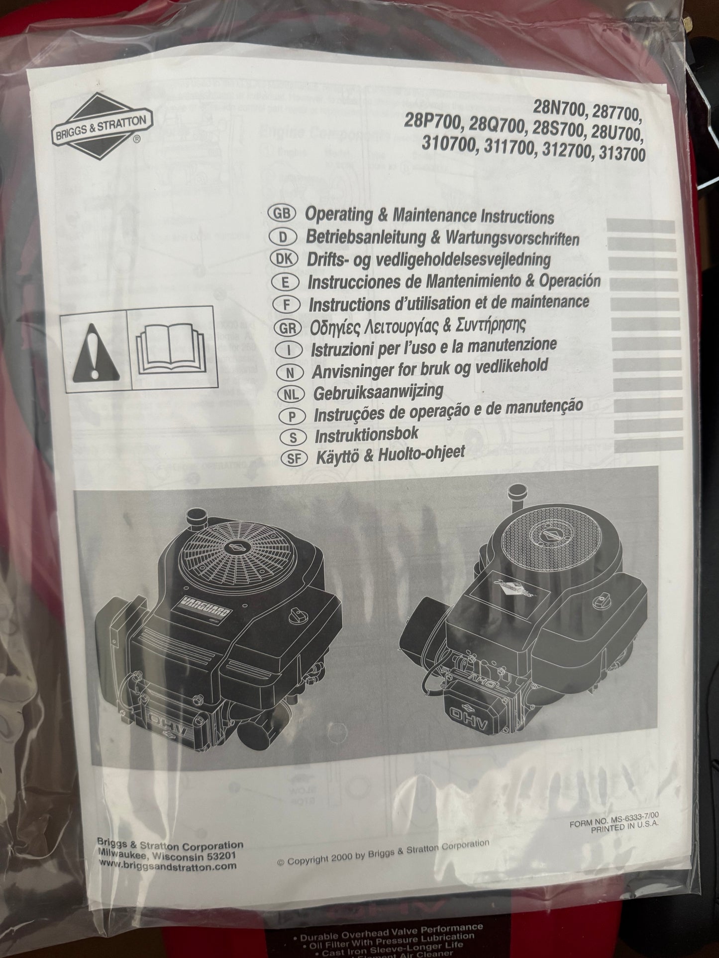 Briggs & Stratton Intek 17 HP OHV Engine