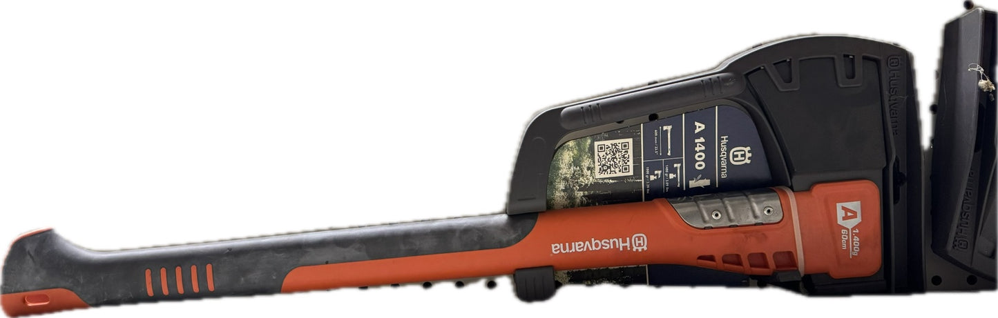 Husqvarna A1400 Universal Axe – 23.5” (60 cm) Composite Handle – 3.1 lb Head – Brand New